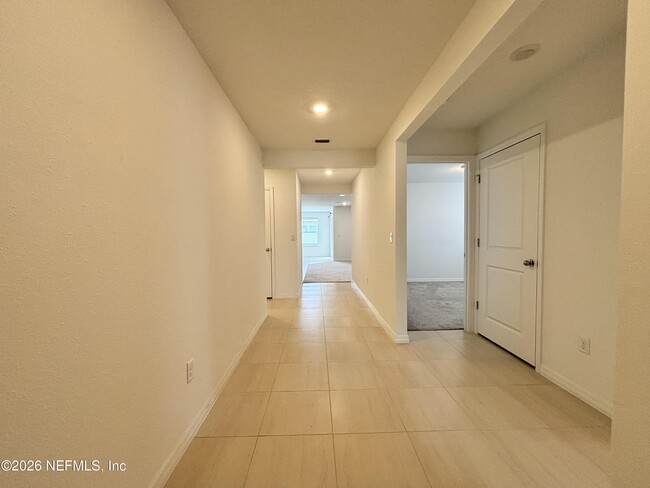 Building Photo - 5597 Bullseye Cir