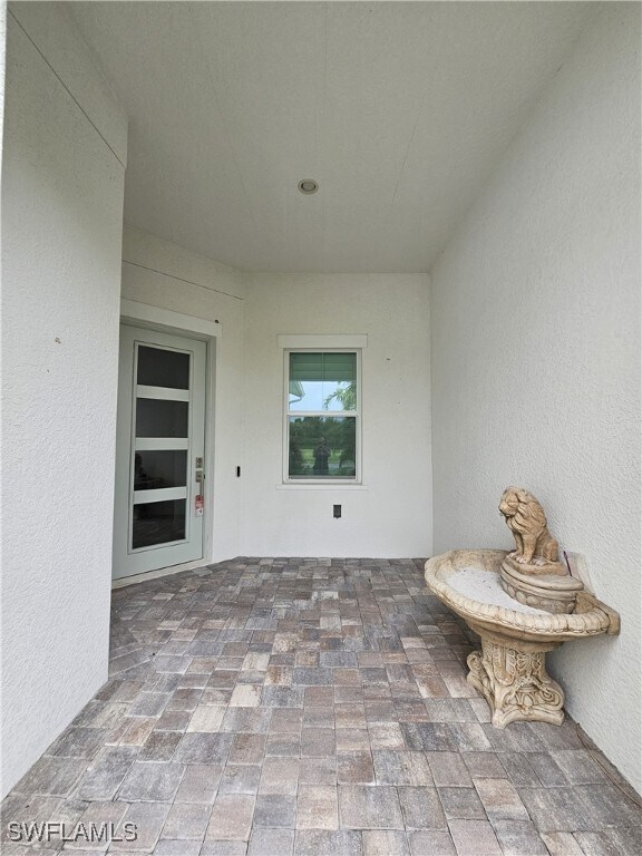 Foto del edificio - 9007 St Lucia Dr