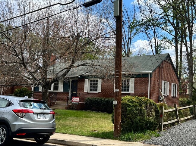 Building Photo - 4113 Lamarre Dr