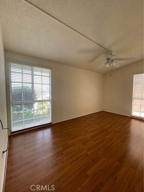 Building Photo - 2722 Salmon Dr