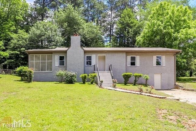 Primary Photo - 4 br, 3 bath House - 320 Scenic Hwy