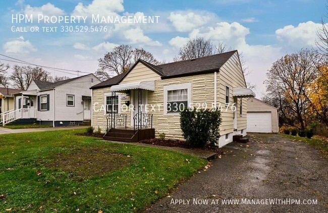 Building Photo - Cozy Two Bedroom Home!