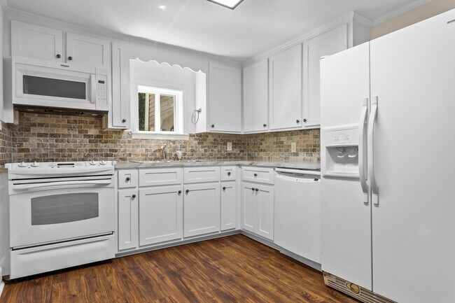 Kitchen View 1 - 201 E Barrett St