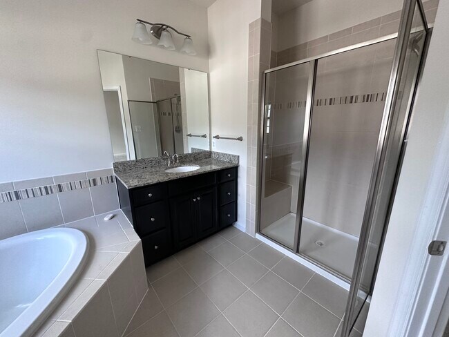 Foto del edificio - 6466 Walcott Ln