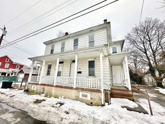 Building Photo - 275 S Broad St