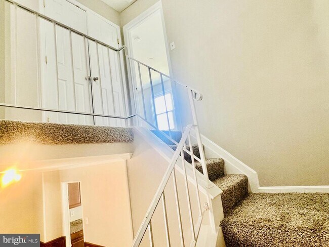 Foto del edificio - 4704 S Park Ct