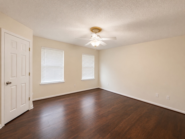 Building Photo - Spacious Townhome in North St. Augustine