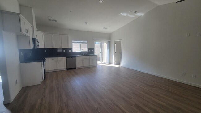 Foto del edificio - 8407 Grandy St