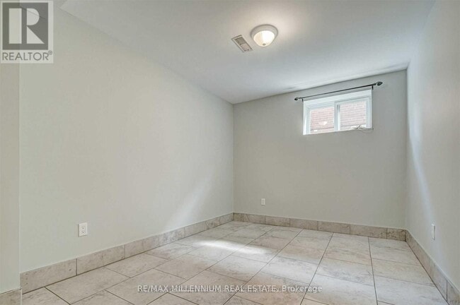 Building Photo - 77 Plunkett Rd
