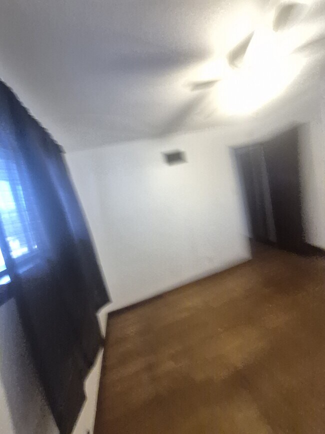 Foto del edificio - 28 Barto Dr