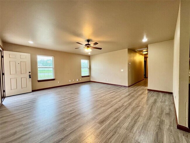 Building Photo - 1601 Lawter Rd