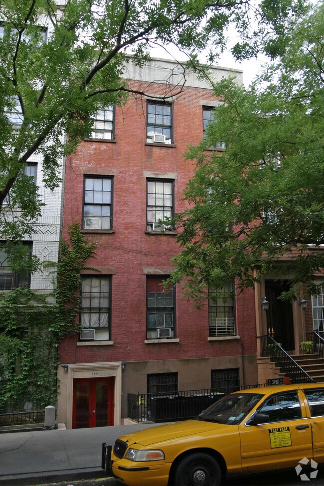 Foto del edificio - 338 W 22nd St