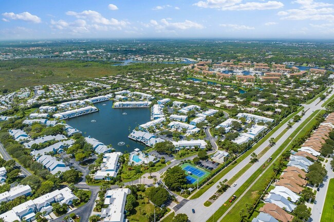 Building Photo - 209 Ocean Dunes Cir