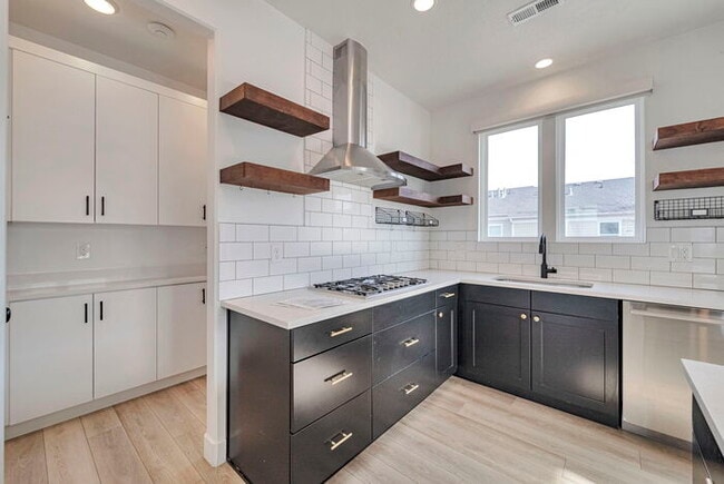 Photo - Executive 3 story Townhouse in Downtown Daybreak