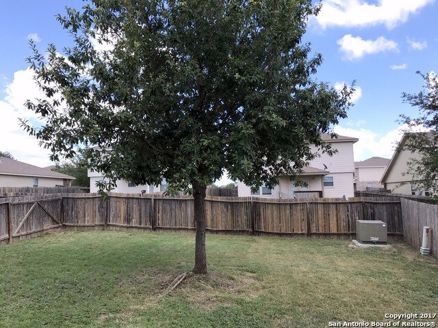 Foto del edificio - 1746 Barking Wolf