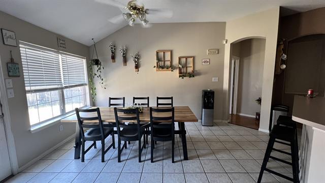 Foto del edificio - 2504 Blue Holly Dr