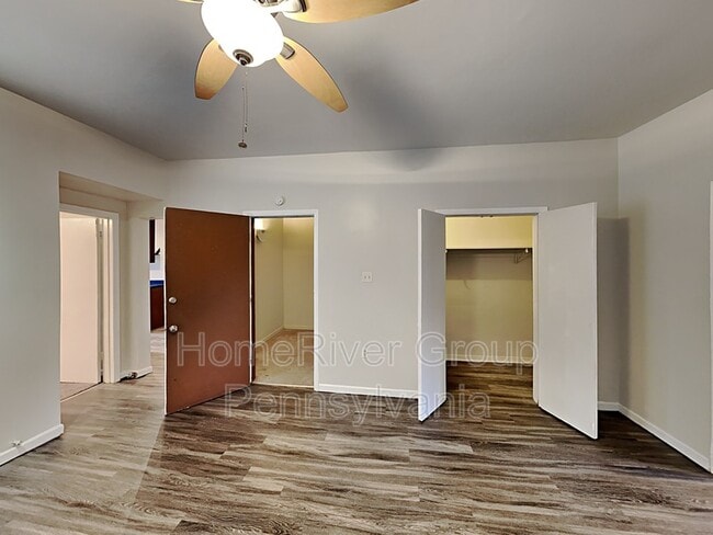 Building Photo - 918 Ivy St