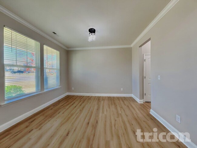 Foto del edificio - 50 Gallery Park Dr