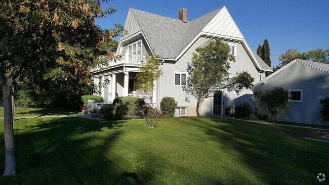 Building Photo - 205 Wyoming Ave
