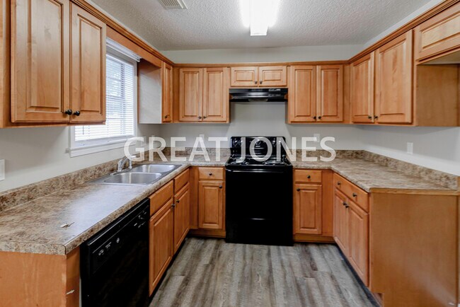 Foto del edificio - Charming 3 Bedroom in Tuscaloosa!