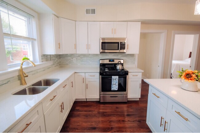 Foto del edificio - 3558 W Huron St