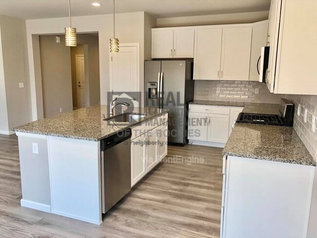 Foto del edificio - 501 Ranchhand Dr