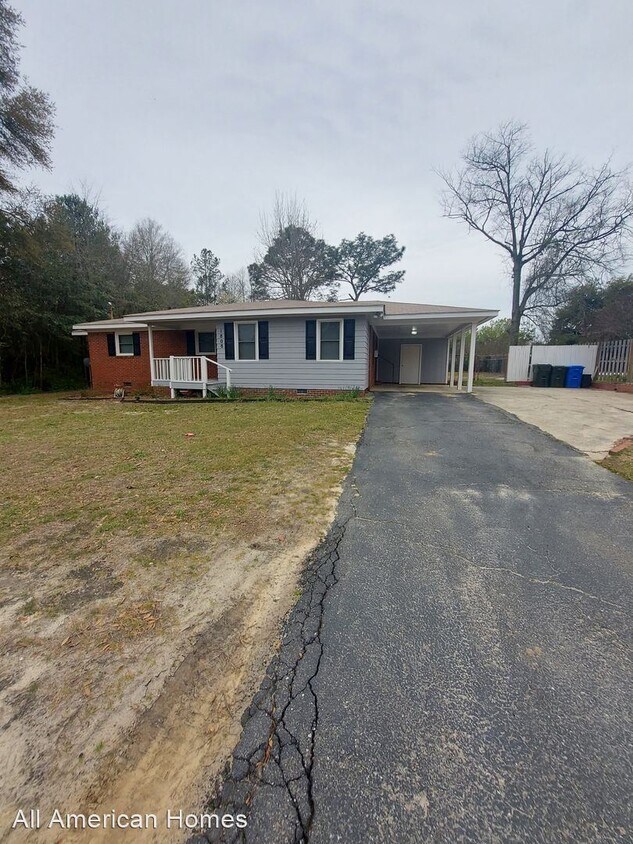 Foto principal - 3 br, 2 bath House - 1808 FARGO DRIVE