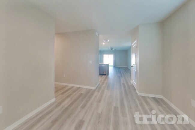Foto del edificio - 7081 Broad River Ave