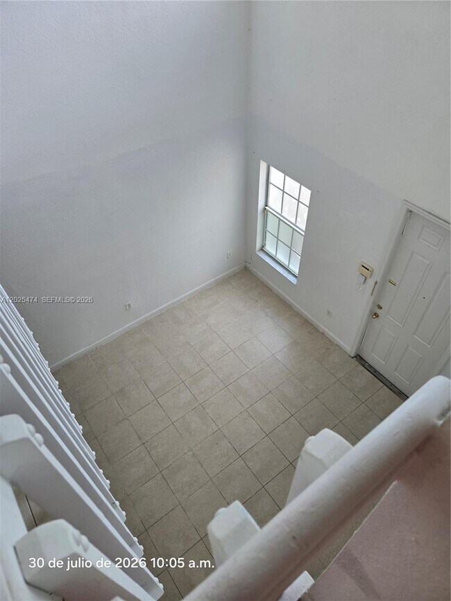 Foto del edificio - 4136 NE 24th St