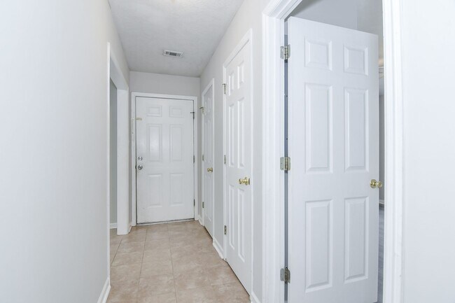 Foto del edificio - 2 Bedroom 2 Bath Townhouse - Near Doctors ...