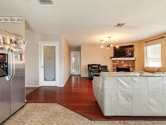 Foto del edificio - 1435 Greenbrook Dr