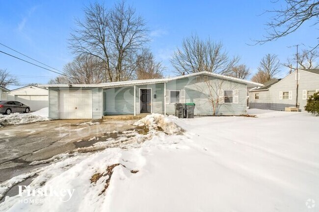 Building Photo - 232 Whiteland Rd