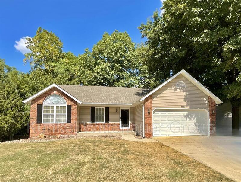Foto principal - 1545 Fairoaks Dr