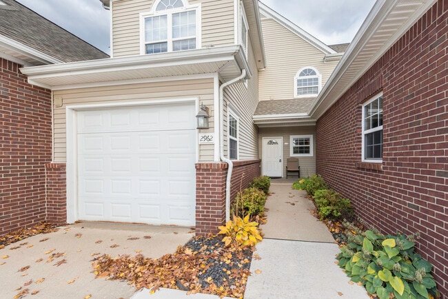 Building Photo - 2962 Hunley Dr