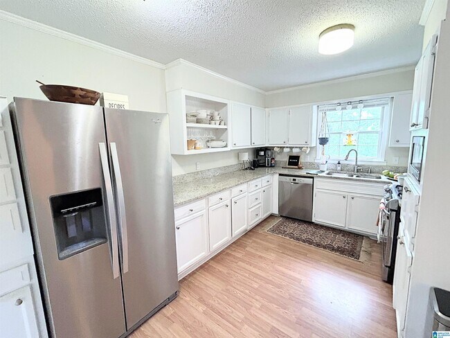 Foto del edificio - 3909 Rock Ridge Rd