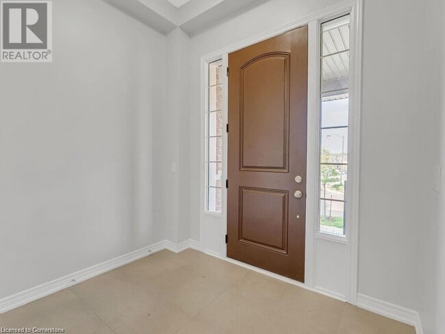 Building Photo - 10 Grassbourne Ave.