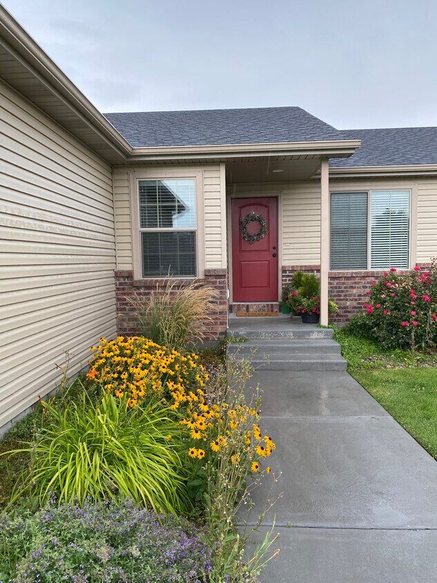 Foto principal - 4241 Liberty Dr