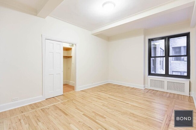 Building Photo - 166 Second Avenue