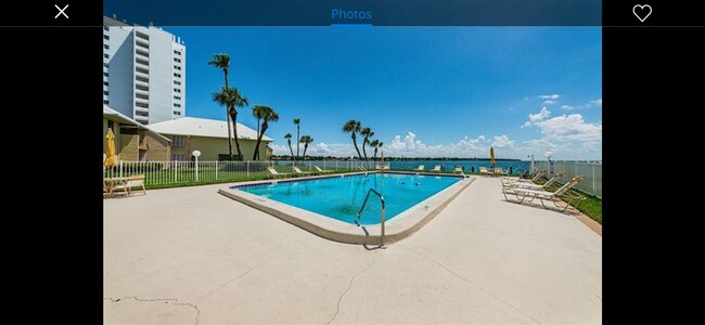 Foto del edificio - 7310 Sunshine Skyway Ln S