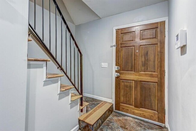 Foto del edificio - 759 Myrtle St NE