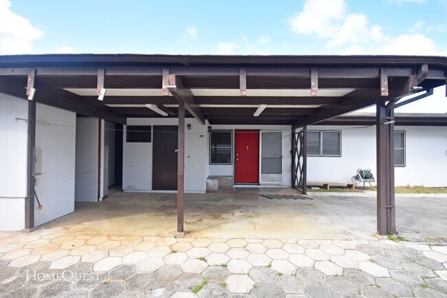 Building Photo - Kaneohe Charm -- 3 bed 1.5 bath SFH -- $3500/mo