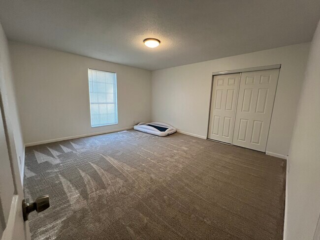 Dormitorio principal - 3710 Elmcrest Ln