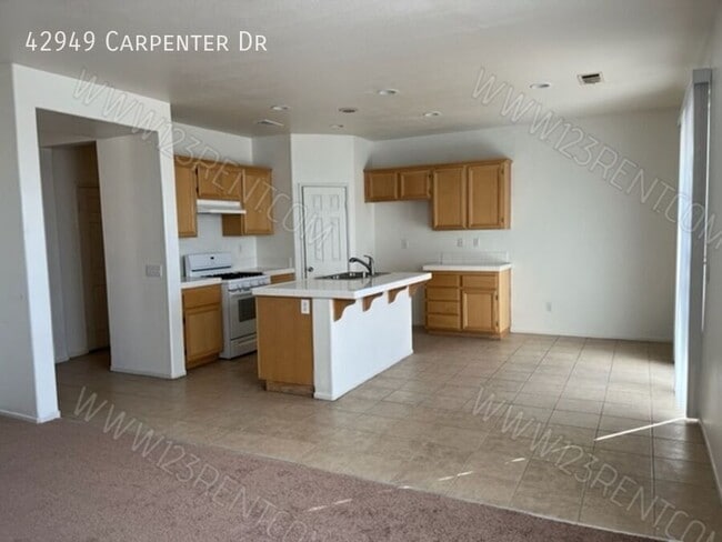 Building Photo - 42949 Carpenter Dr