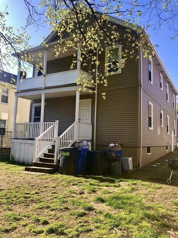 Building Photo - 1123 Main St