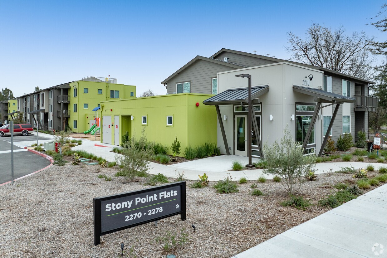 Alternar - Stony Point Flats
