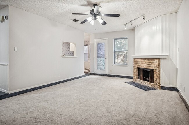 Photo - 3004 Eastpark Dr Townhome