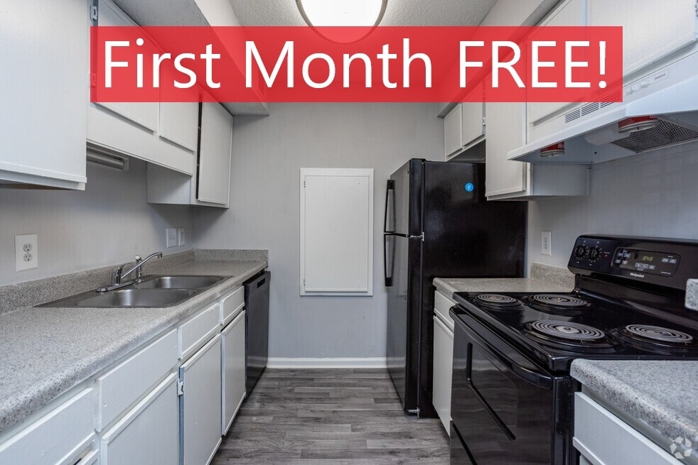 Primary Photo - Retreat at Baywood