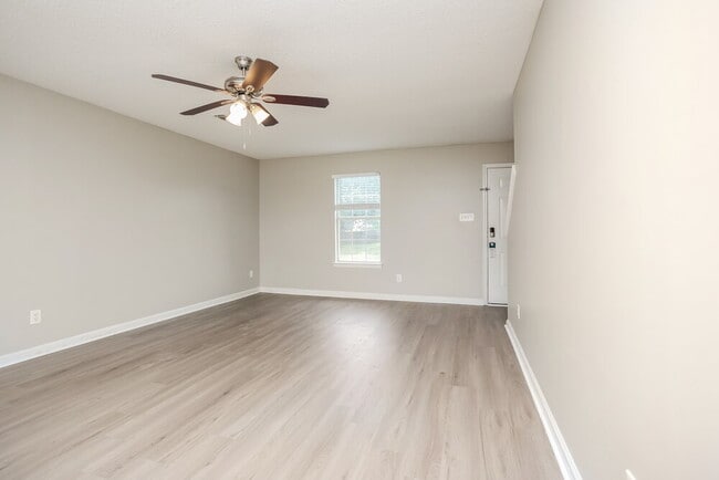 Building Photo - 6722 Finch Rd