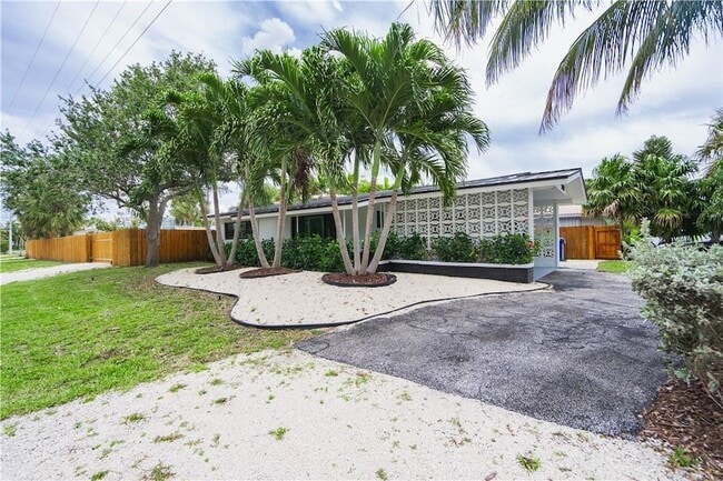 Photo - 240 NE 25th Avenue Unit House