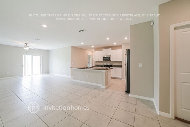 Building Photo - 7745 Silver Berry Ct